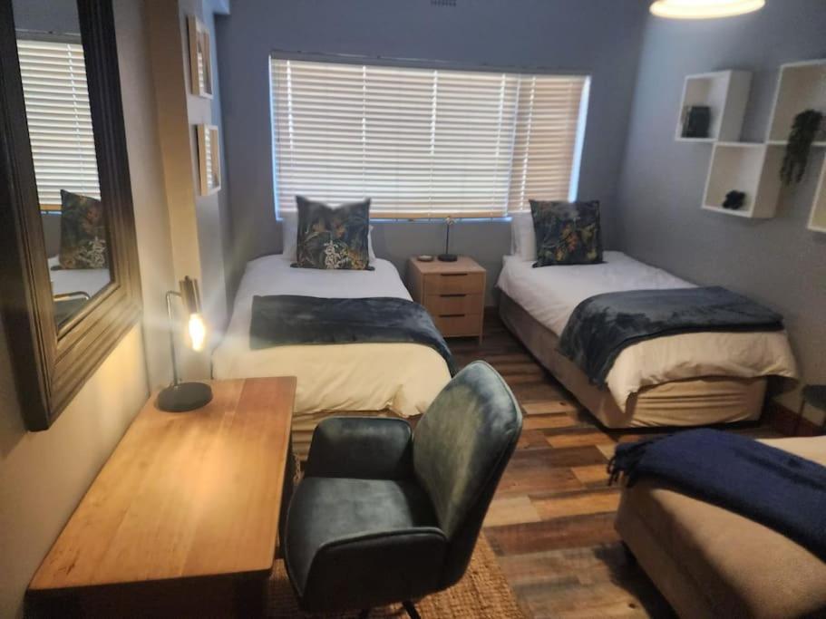 Cape Town, Sea Point, Beautiful 2 Bedroom Apartment @Tucked Away Экстерьер фото