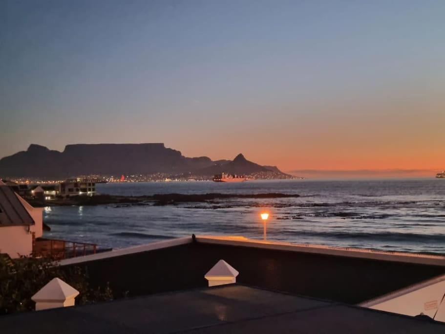 Cape Town, Sea Point, Beautiful 2 Bedroom Apartment @Tucked Away Экстерьер фото