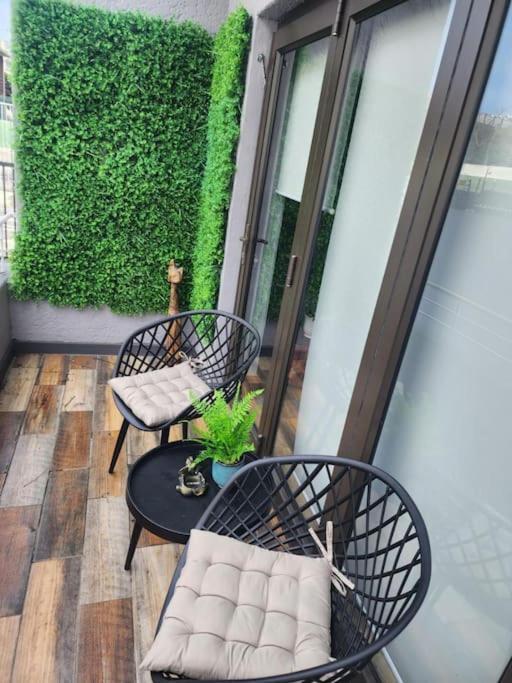 Cape Town, Sea Point, Beautiful 2 Bedroom Apartment @Tucked Away Экстерьер фото